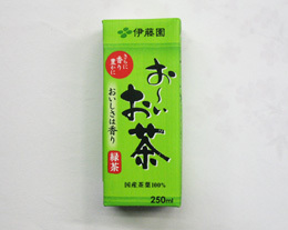 紙パック緑茶250ml