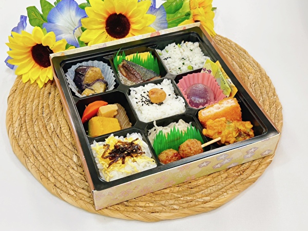 夏の季節弁当 すずかぜ
